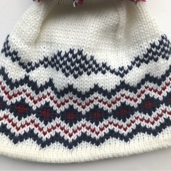 Timberland Nordic Style Beanie with Pom Pom. - Picture 13 of 14